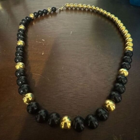 80s Vintage Women Chunky Black Gold Tone Beaded Matinee Opera Necklace Cleopatra - Picture 2 of 6